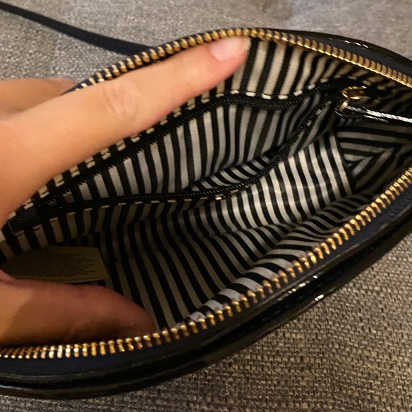 Navy Kate Spade purse - Picture 2 of 9